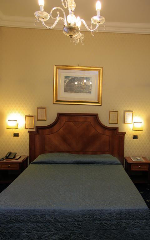 Les Chambres D'Or Rome Room photo